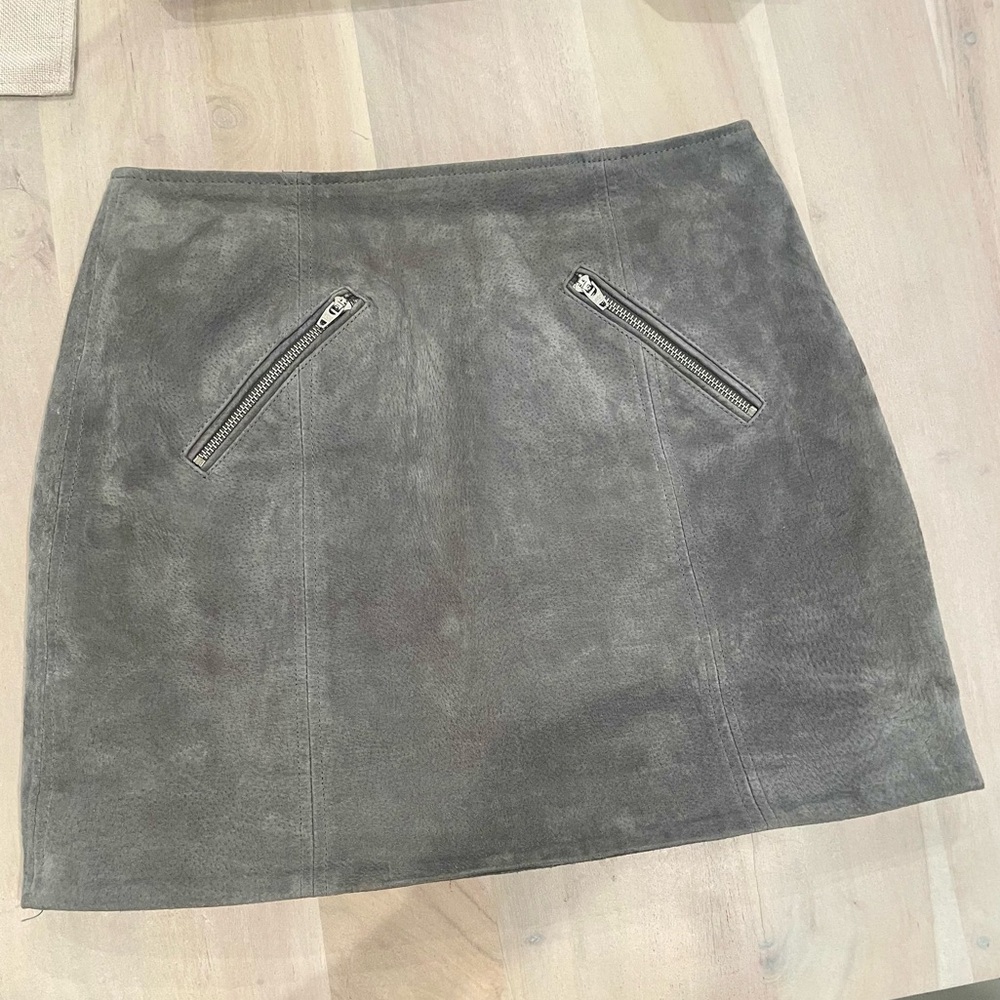 Blank NYC Charcoal Suede Mini Skirt - Picture 2 of 6